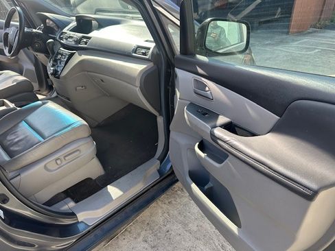 Used 2012 Honda Odyssey EX-L image 9