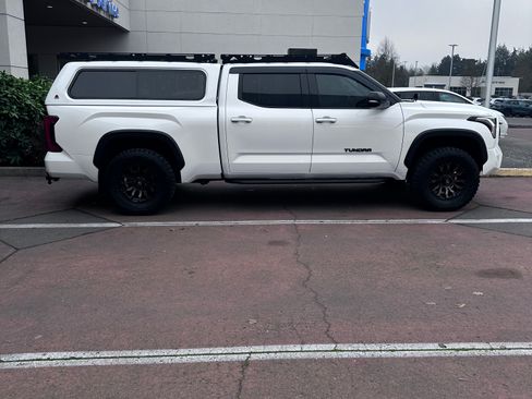 Used 2022 Toyota Tundra SR5 image 4