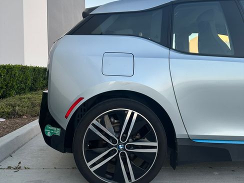 Used 2015 BMW i3 w/ Range Extender image 10