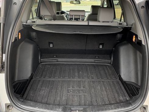 Used 2019 Honda CR-V EX-L image 2
