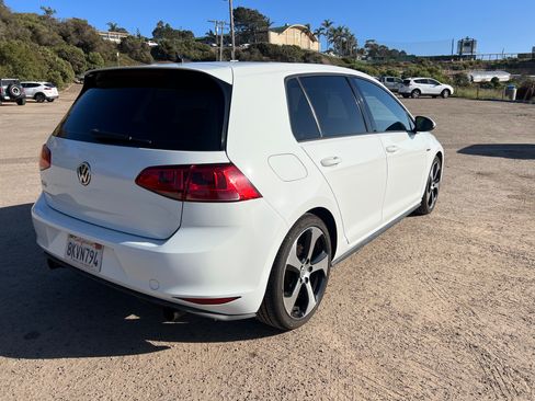 Used 2016 Volkswagen GTI S image 2