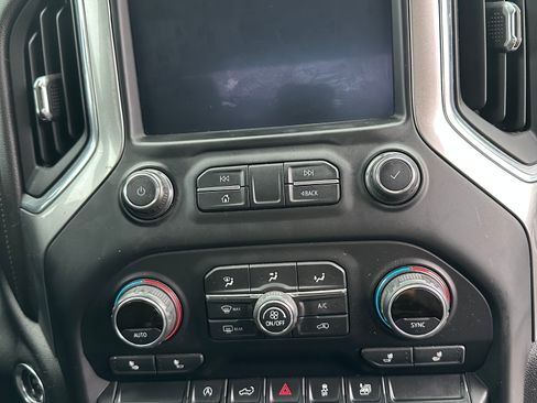 Used 2020 Chevrolet Silverado 1500 LT w/ All-Star Edition image 9