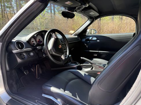 Used 2006 Porsche Boxster S RWD image 12