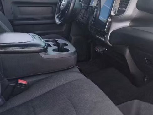 Used 2019 RAM 3500 Tradesman image 13