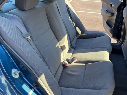 Used 2010 Honda Civic LX image 8