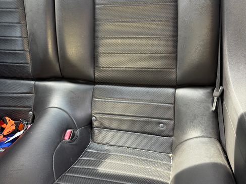 Used 2006 Ford Mustang GT Premium image 14