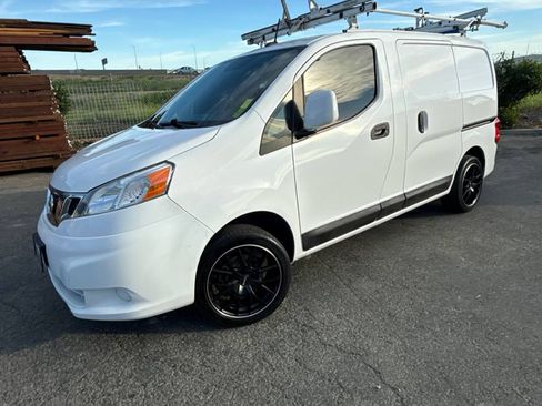 Used 2015 Nissan NV200 SV w/ Technology Package image 6