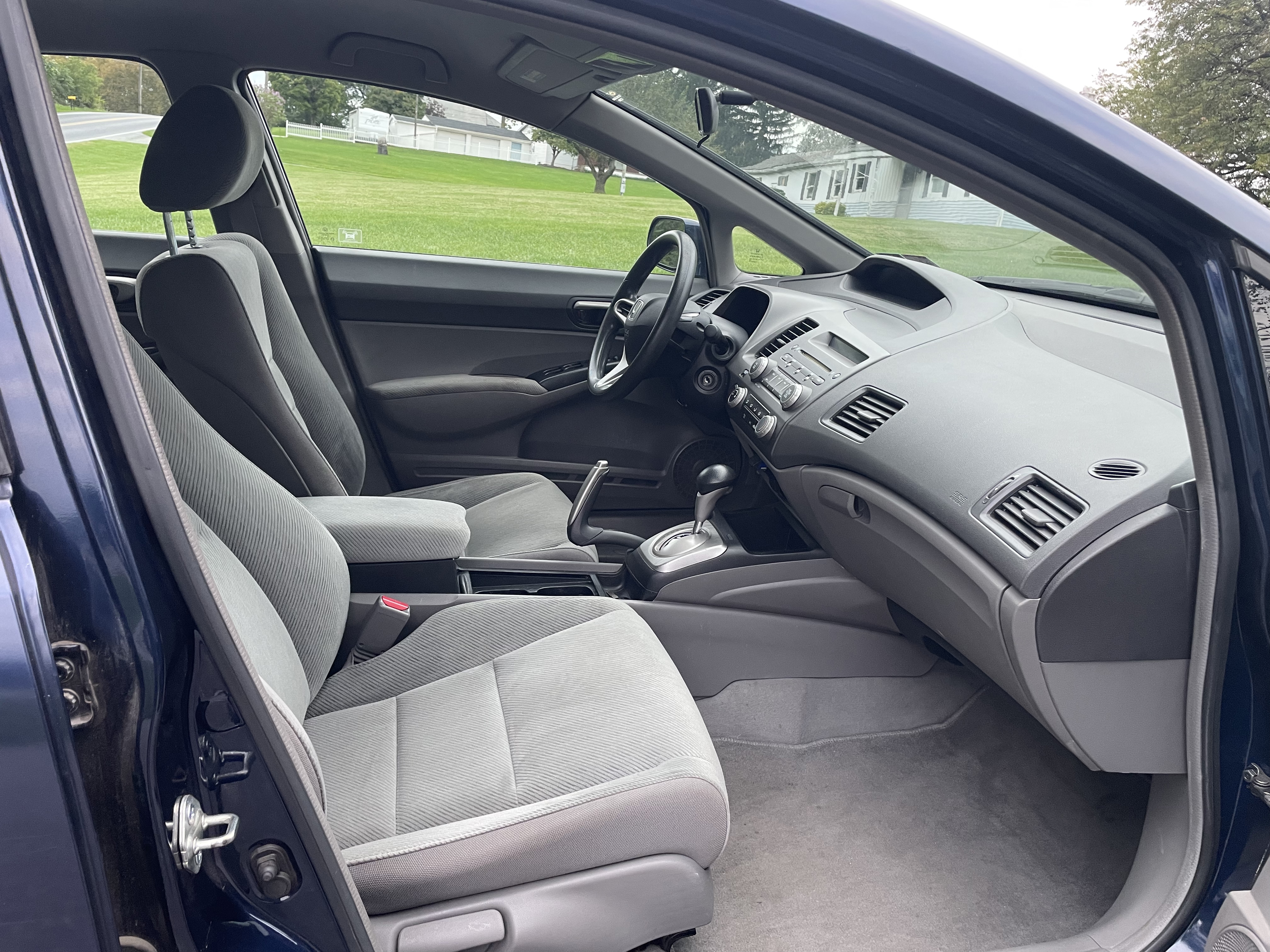 Used 2010 Honda Civic LX image 11