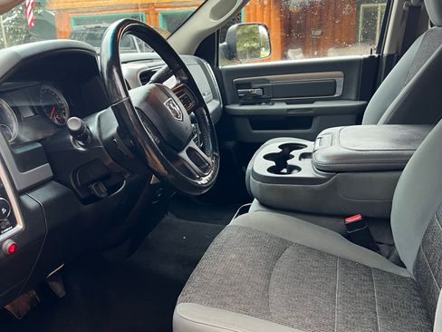 Used 2018 RAM 2500 Big Horn image 13