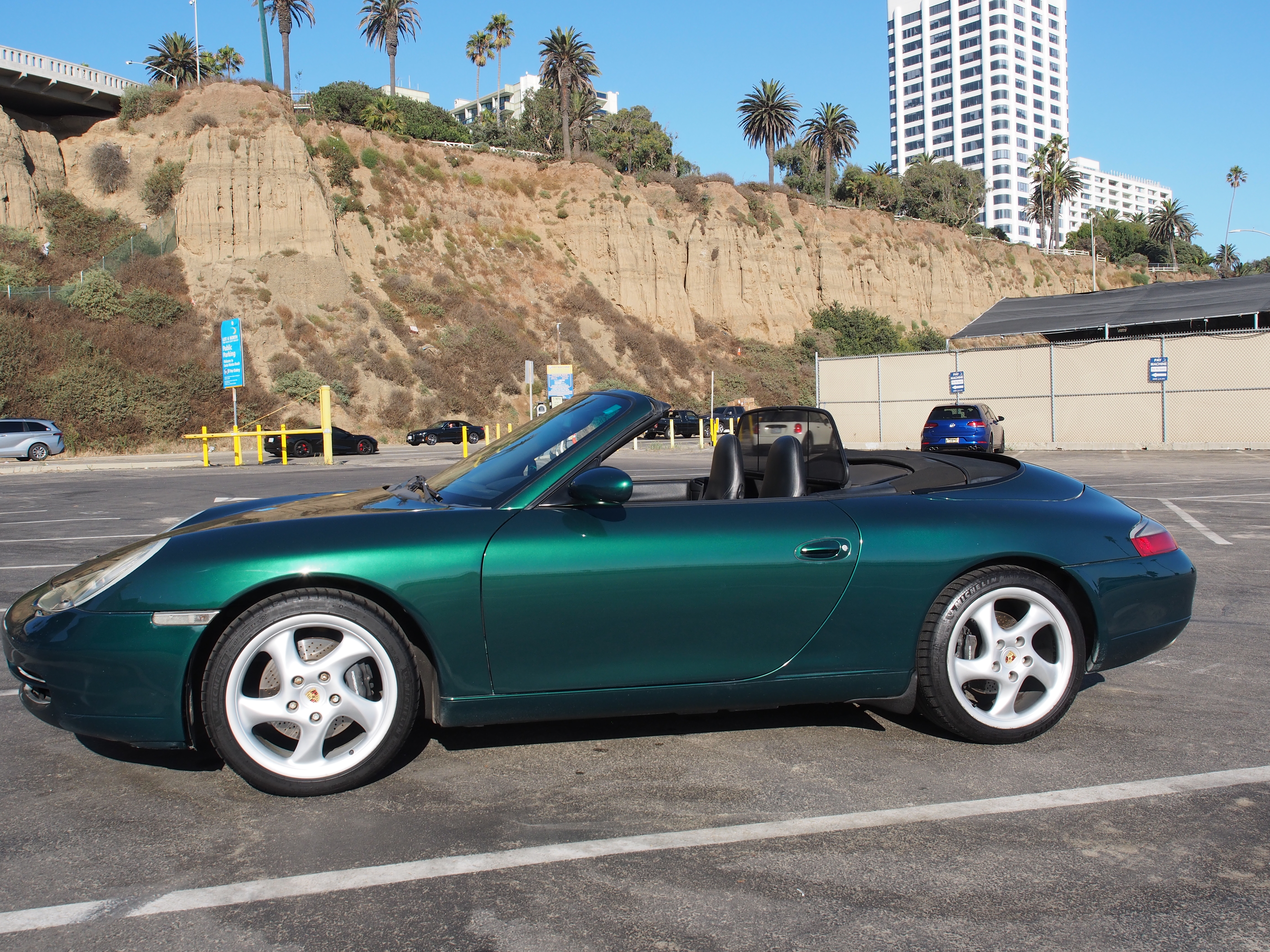 Used 2001 Porsche 911 Cabriolet image 4