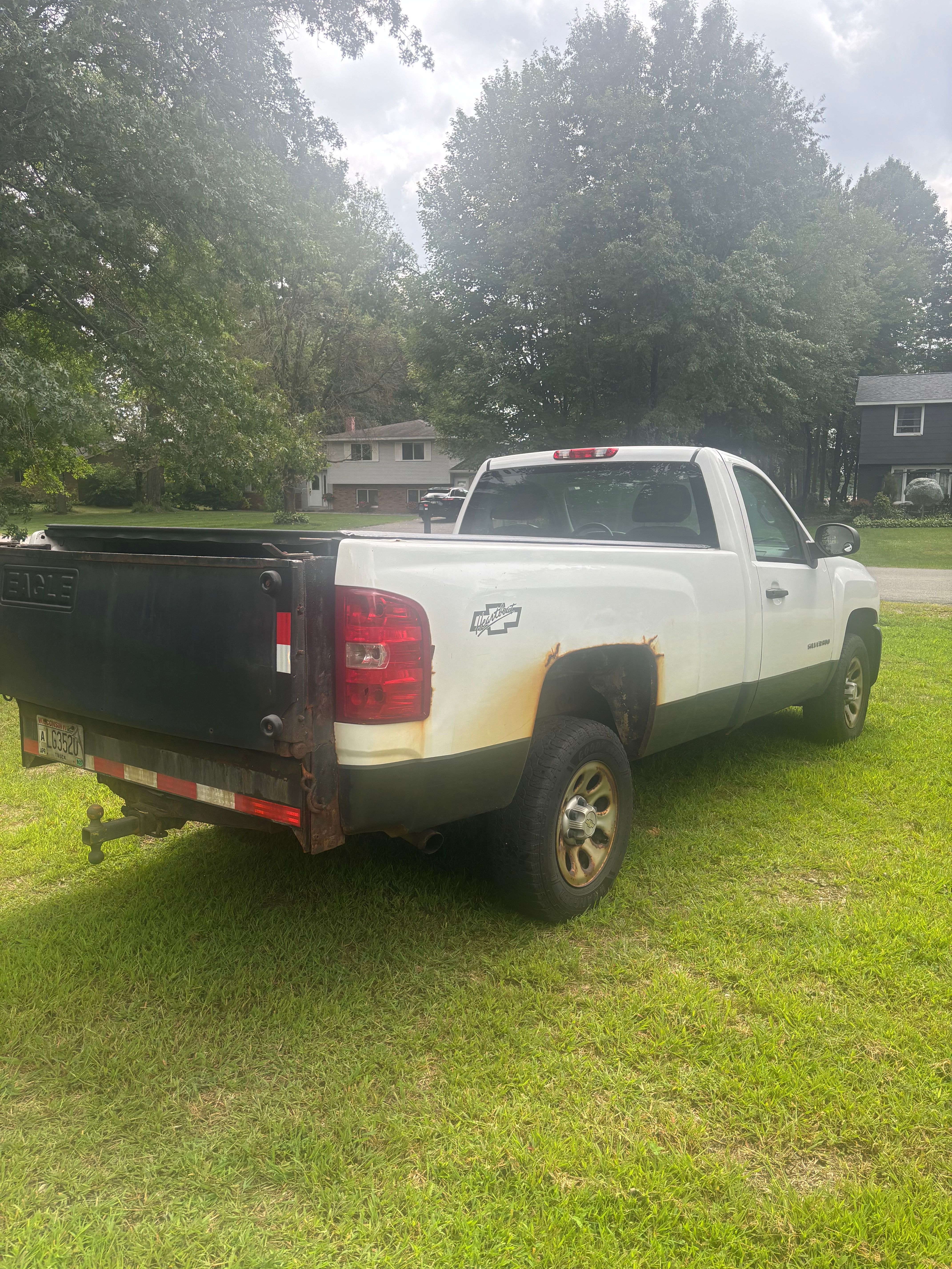 Used 2009 Chevrolet Silverado 1500 W/T RWD image 6