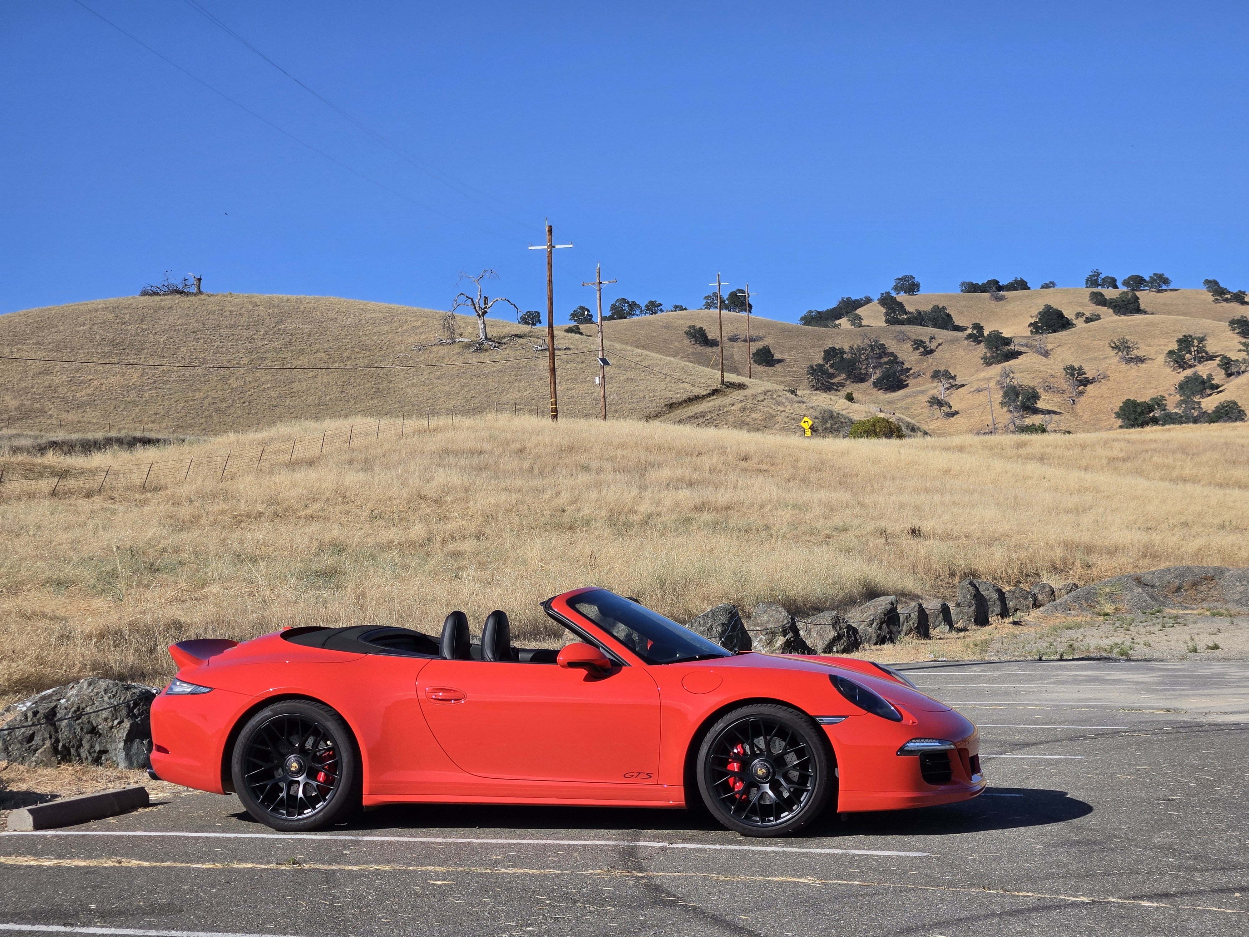 Used 2016 Porsche 911 Cabriolet image 16