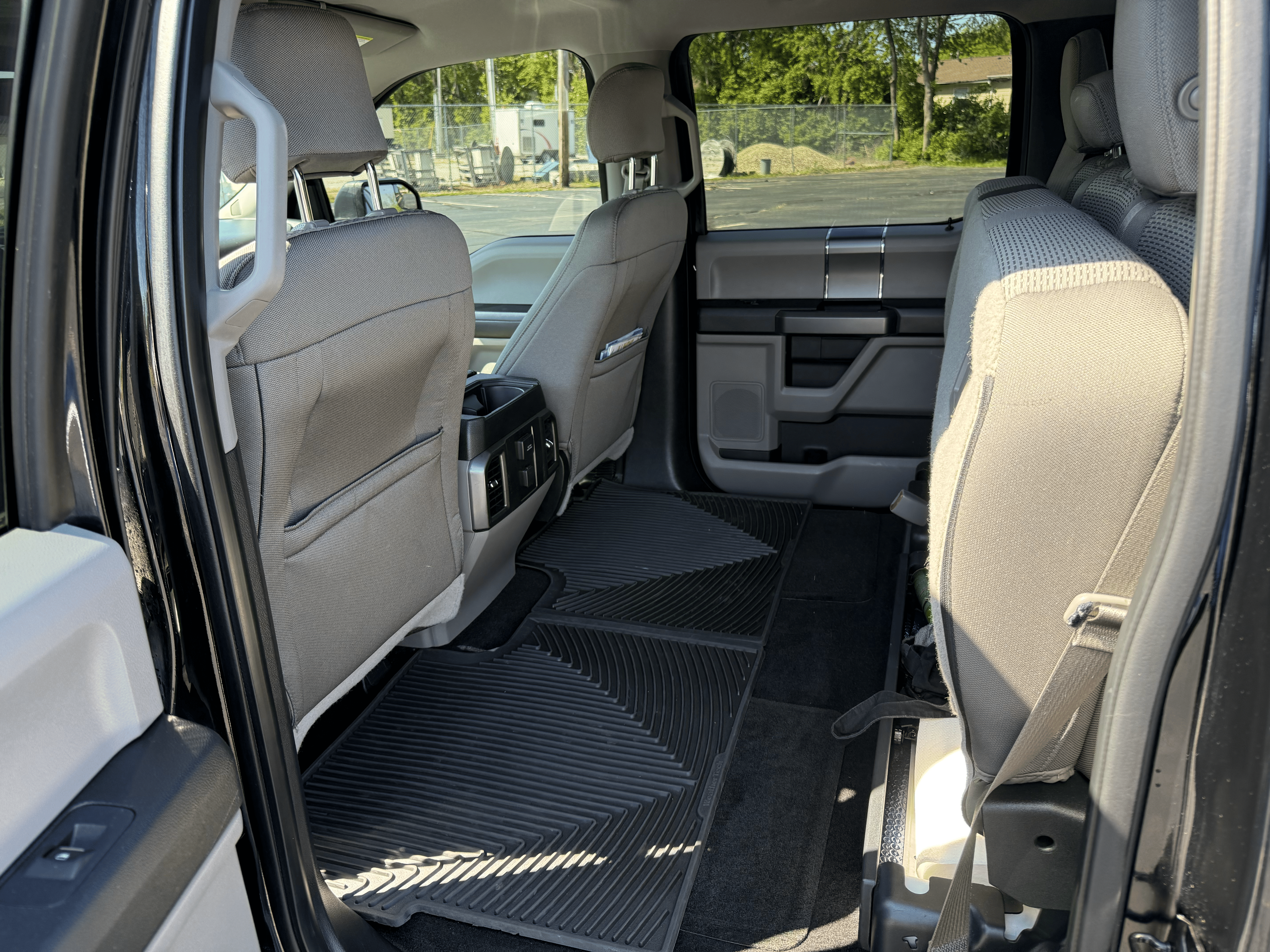 Used 2016 Ford F150 XLT w/ Equipment Group 302A Luxury RWD image 11