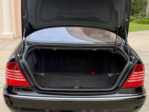 Used 2006 Mercedes-Benz S 500 S 500 Sedan 4D image 8