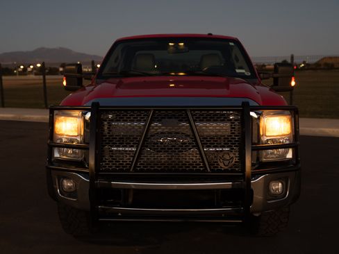 Used 2015 Ford F250 XLT w/ XLT Value Package image 22