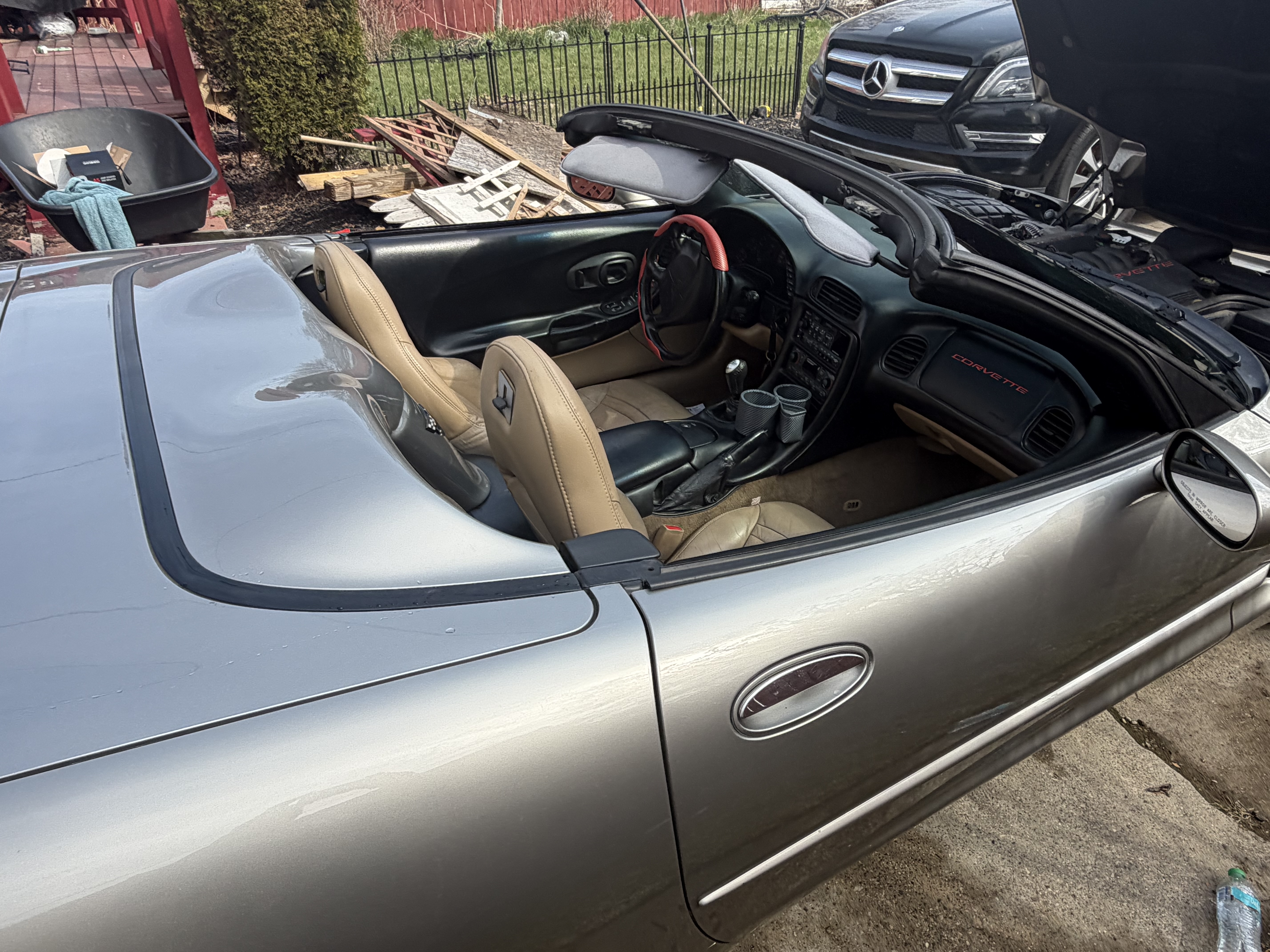 Used 2000 Chevrolet Corvette Convertible w/ Memory Pkg RWD image 24