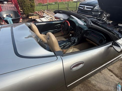 Used 2000 Chevrolet Corvette Convertible w/ Memory Pkg image 24