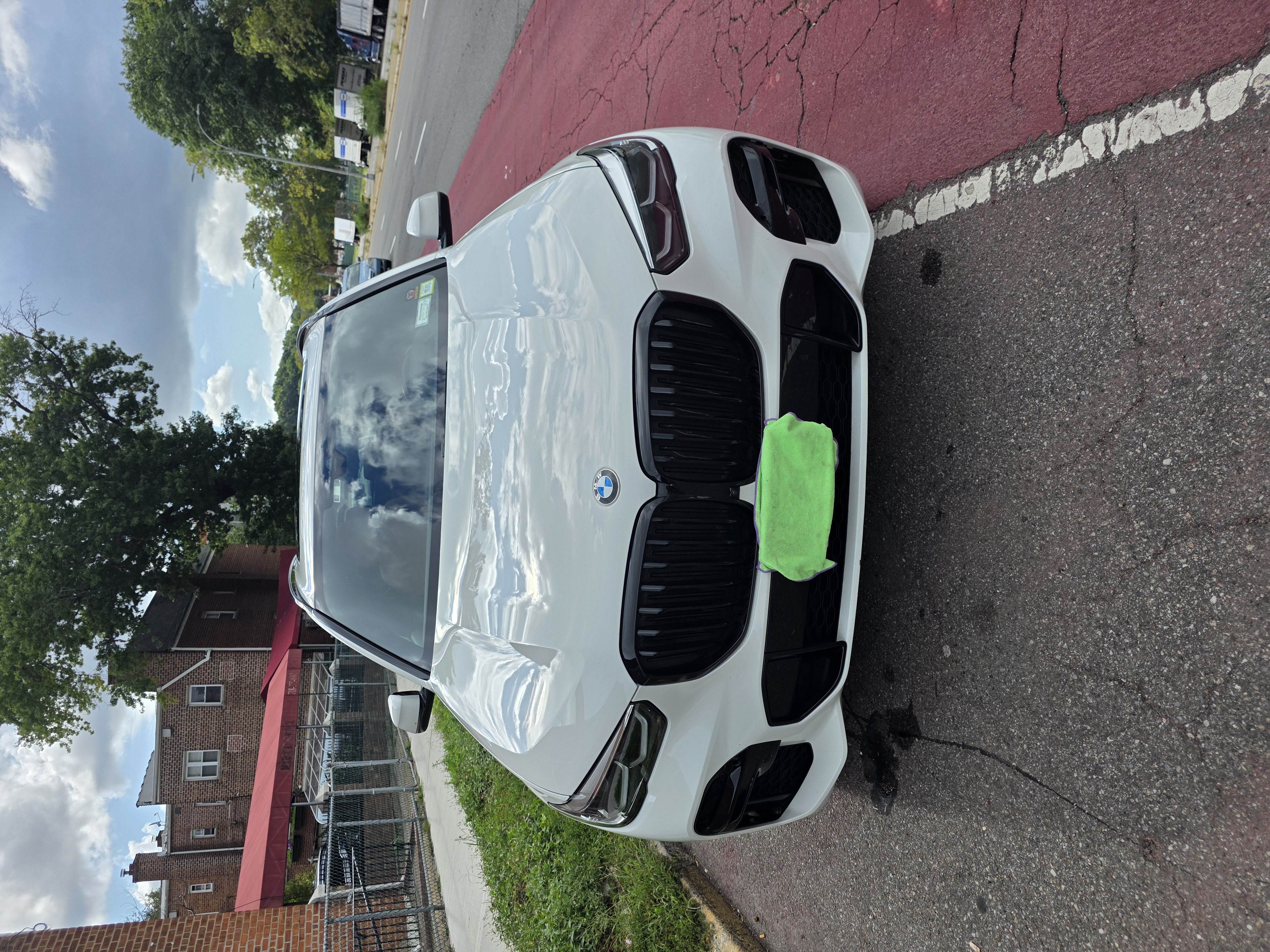 Used 2022 BMW X5 xDrive40i w/ M Sport Package AWD/4WD image 21