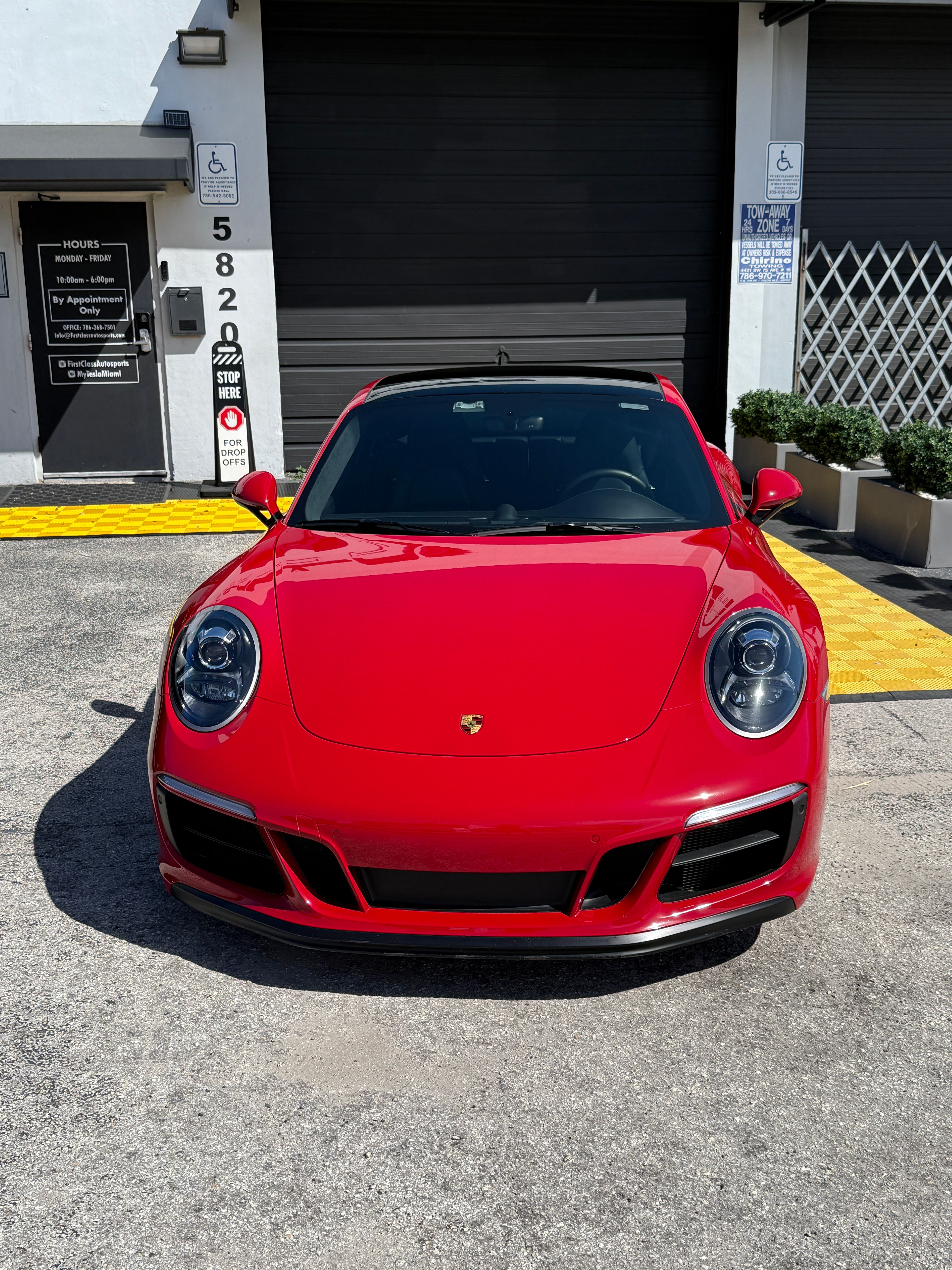 Used 2019 Porsche 911 GT3 RS image 2