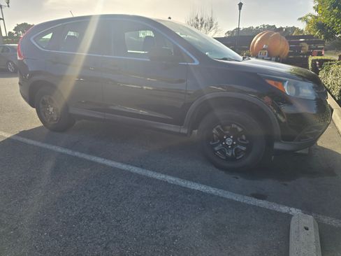 Used 2014 Honda CR-V LX image 2