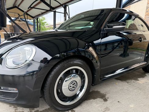 Used 2012 Volkswagen Beetle 2.5 FWD image 5