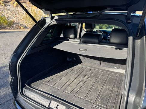 Used 2019 Land Rover Range Rover Sport Supercharged AWD/4WD image 28