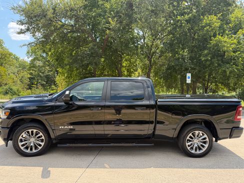 Used 2022 RAM 1500 Laramie w/ Sport Appearance Package AWD/4WD image 6