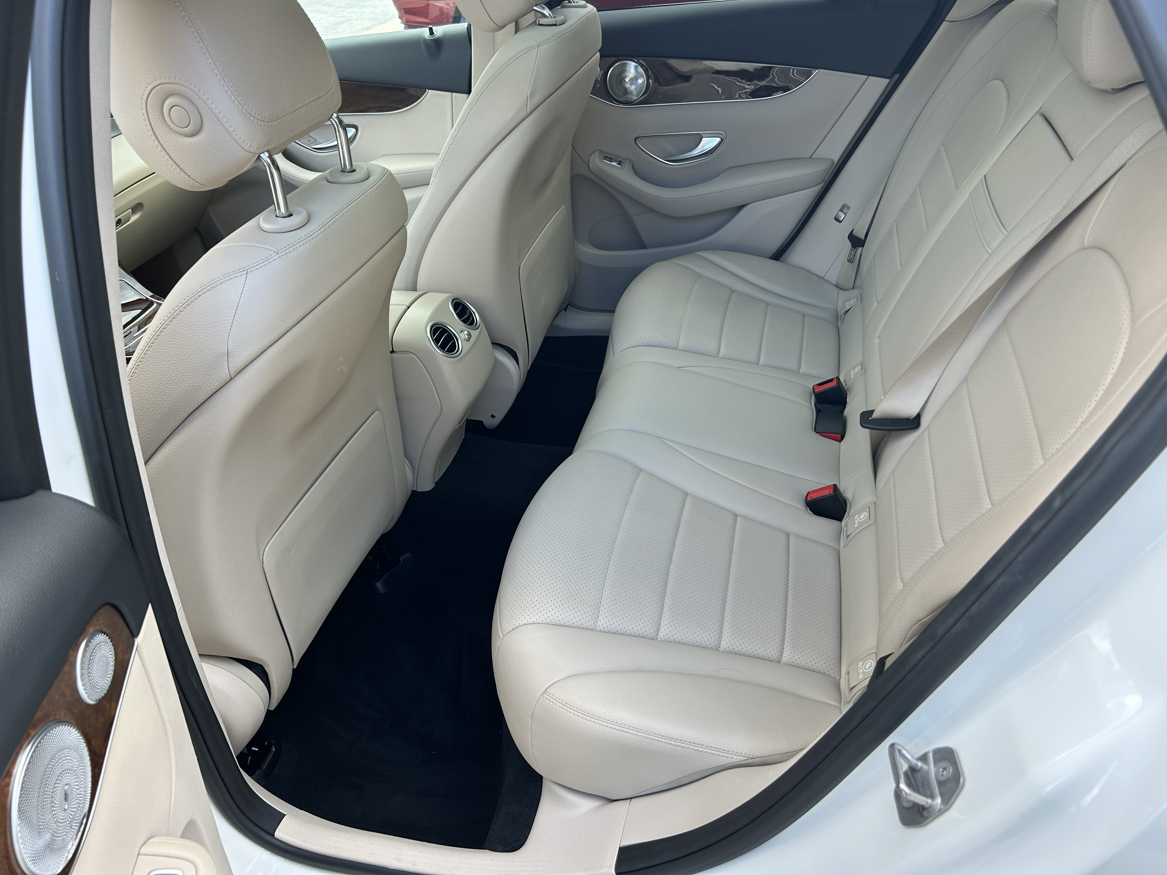 Used 2018 Mercedes-Benz GLC 300 image 14