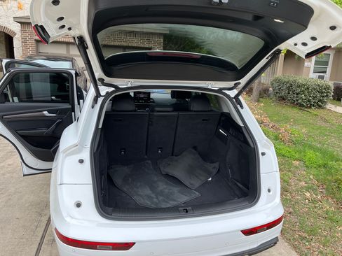 Used 2025 Audi Q5 2.0T Premium image 17