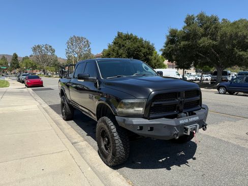 Used 2017 RAM 2500 Laramie w/ Sport Appearance Group AWD/4WD image 1