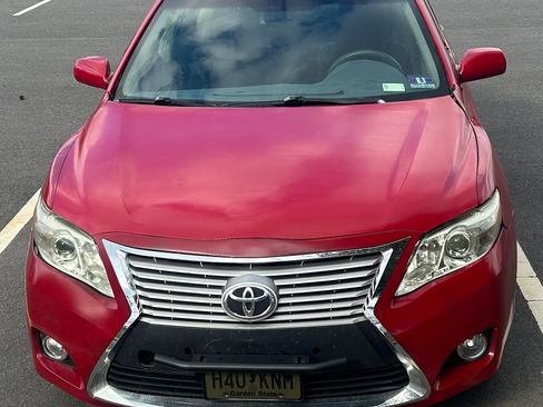 Used 2010 Toyota Camry image 6