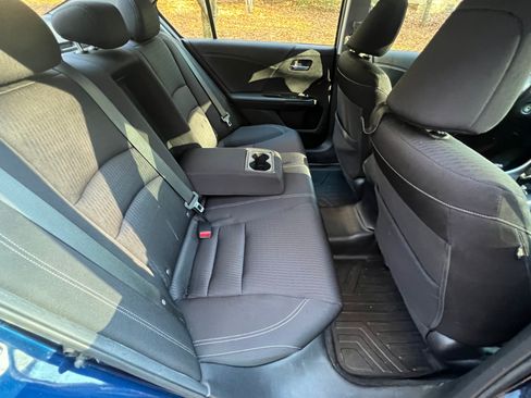 Used 2015 Honda Accord Sport image 10