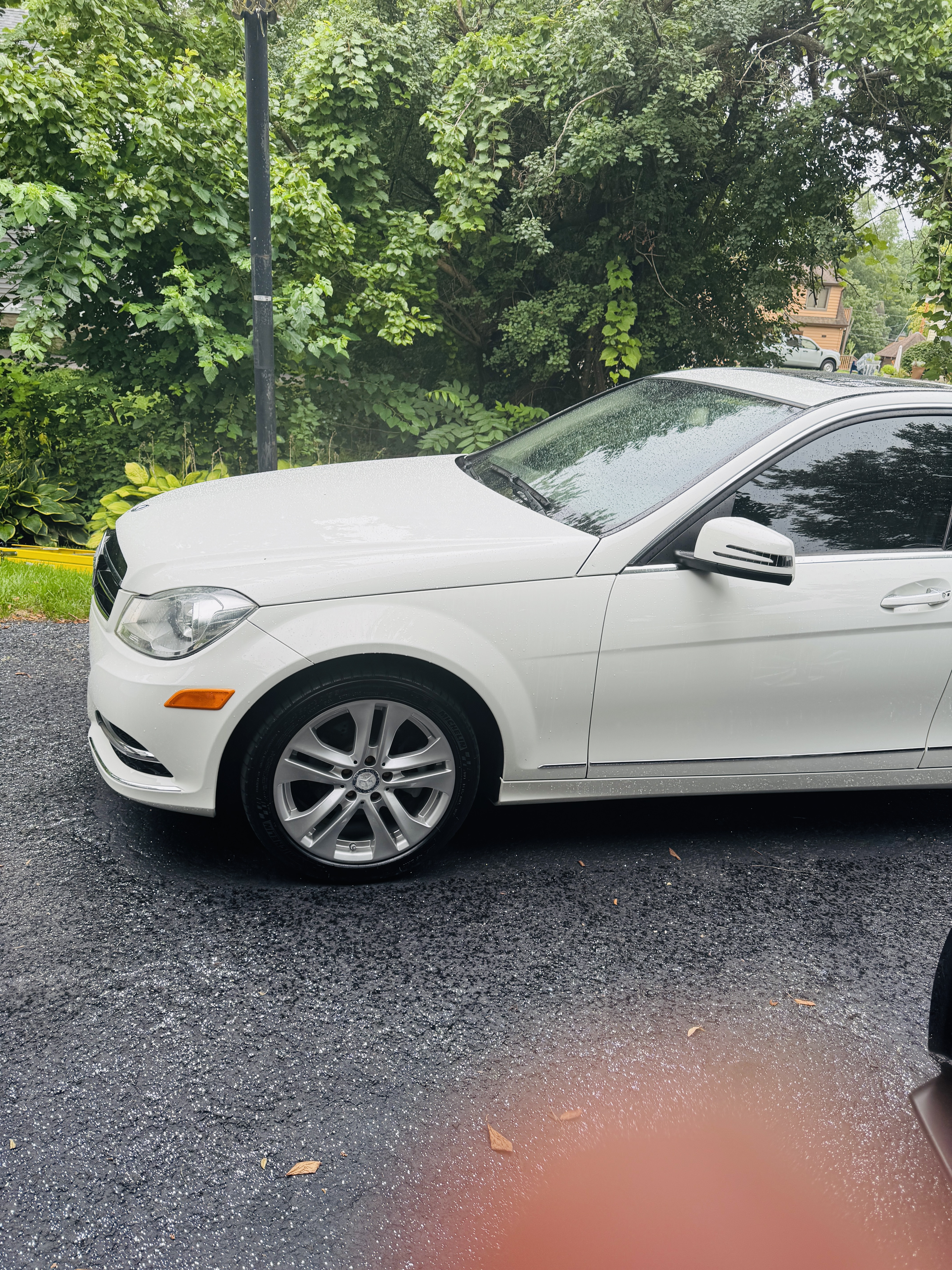 Used 2012 Mercedes-Benz C 300 4MATIC Sedan image 5