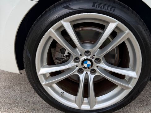 Used 2015 BMW 535i Gran Turismo RWD image 23