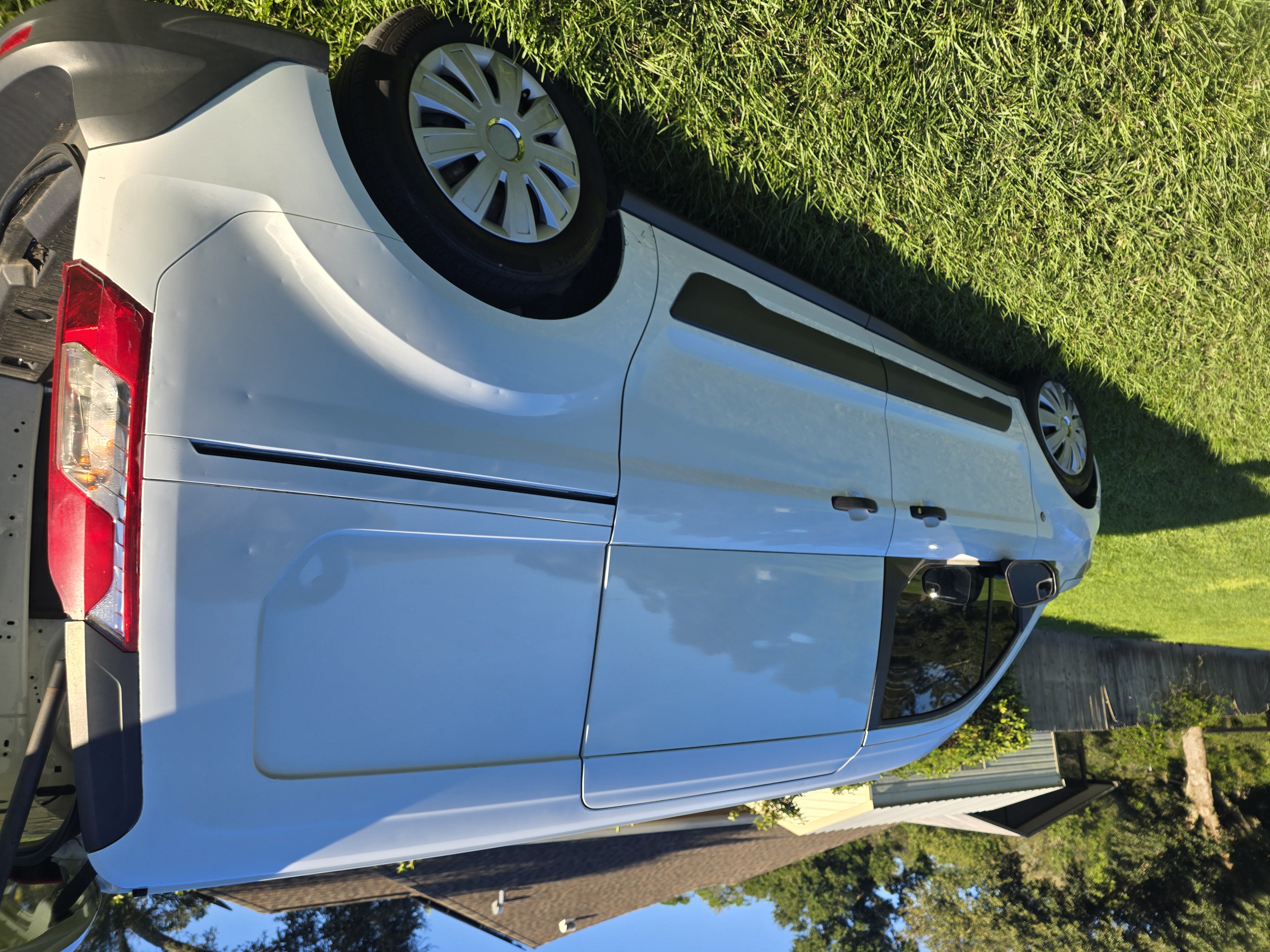 Used 2015 Ford Transit Connect XLT FWD image 1