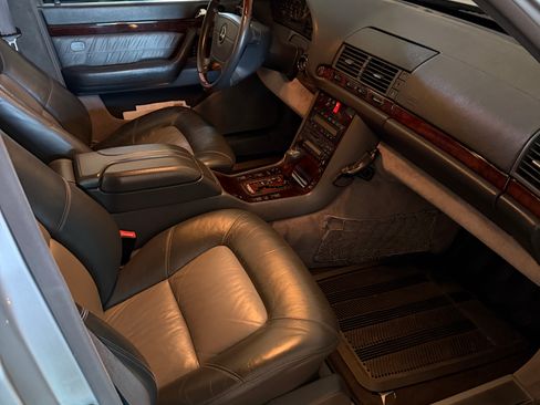 Used 1998 Mercedes-Benz S 600 Sedan image 11