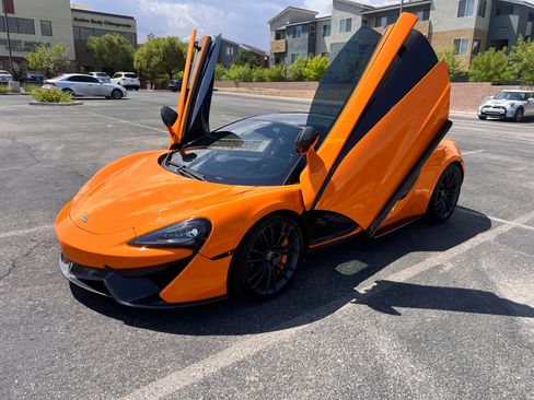 Used 2016 McLaren 570S Coupe image 22