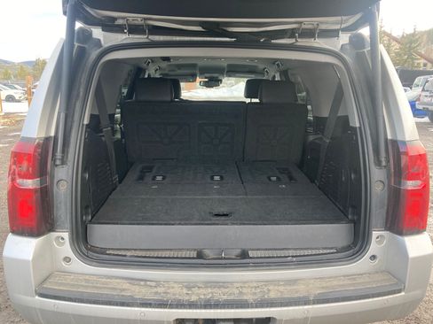 Used 2018 Chevrolet Tahoe LT image 11