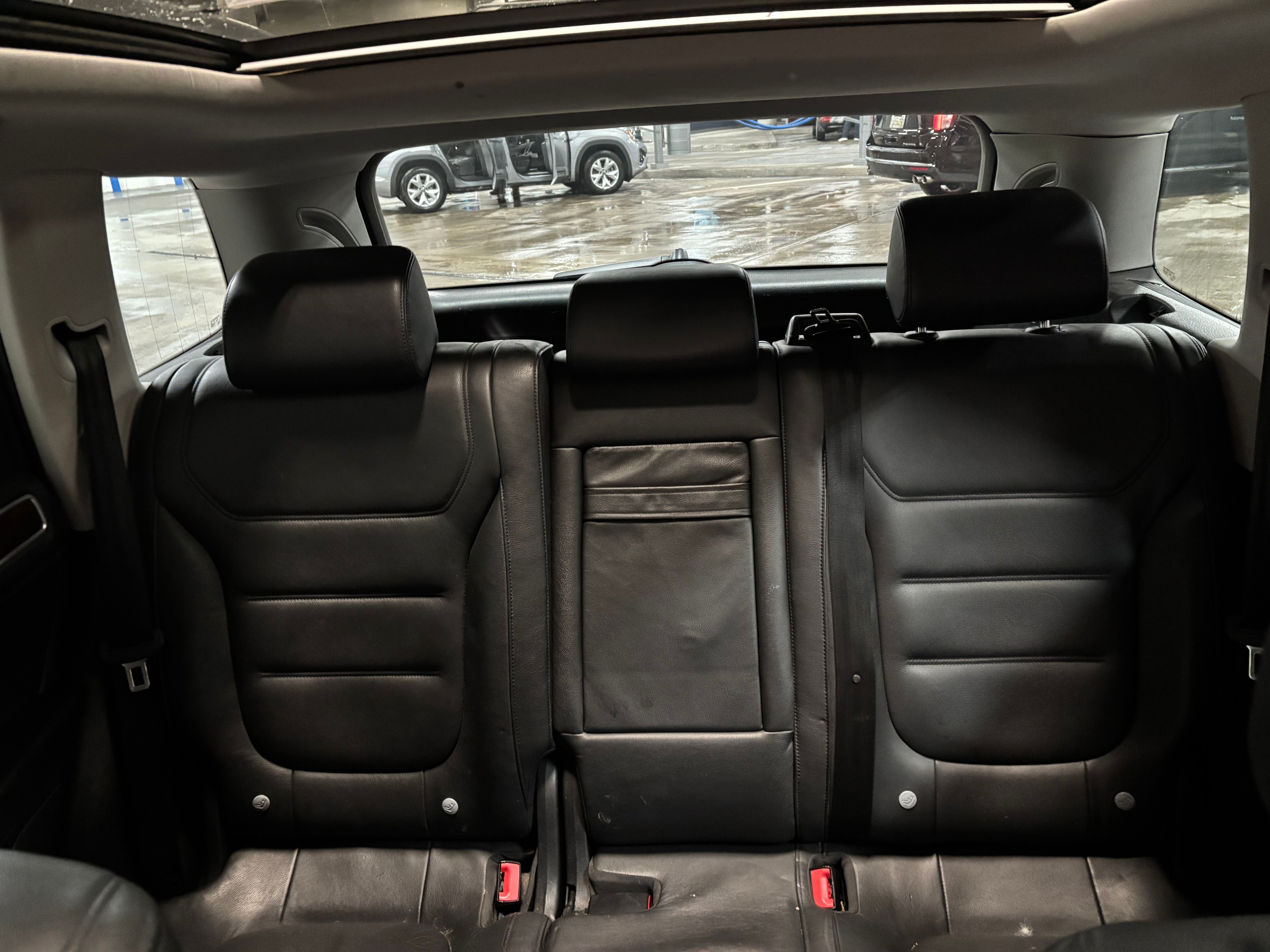 Used 2012 Volkswagen Touareg VR6 AWD/4WD image 9