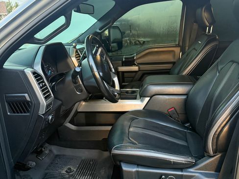 Used 2021 Ford F350 Platinum image 11