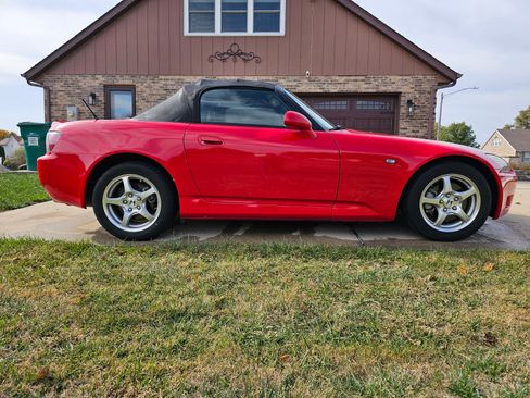 Used 2000 Honda S2000 image 25