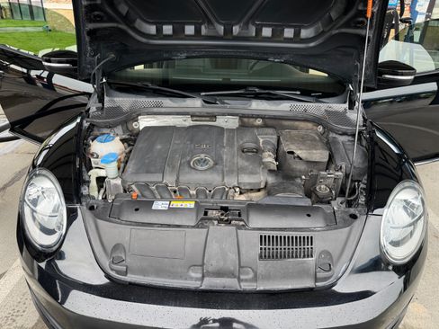 Used 2012 Volkswagen Beetle 2.5 FWD image 17