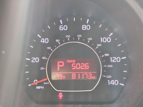 Used 2019 Kia Soul + image 8