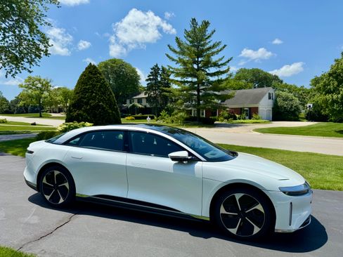 Used 2023 Lucid Air Touring image 17