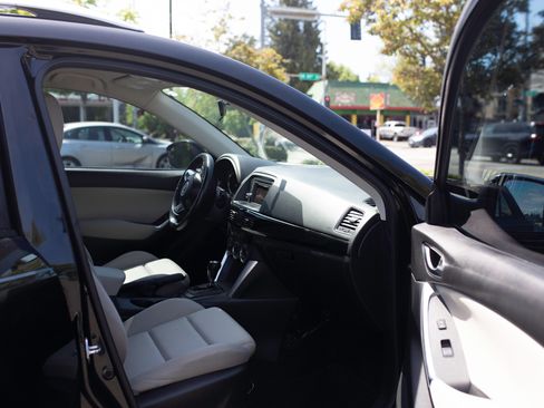 Used 2013 MAZDA CX-5 Touring FWD image 16