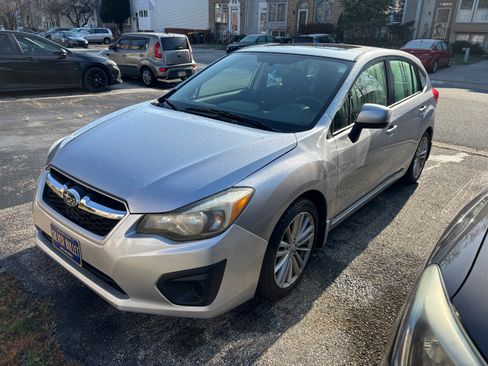 Used 2012 Subaru Impreza 2.0i Premium image 6