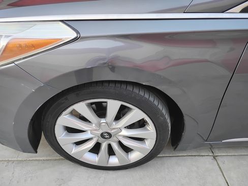 Used 2013 Hyundai Azera w/ Technology Pkg image 13