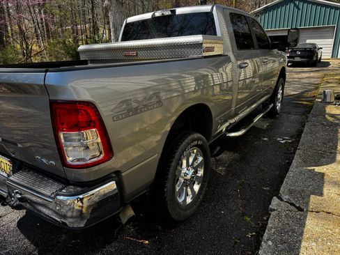 Used 2020 RAM 2500 Big Horn w/ Level 1 Equipment Group image 5