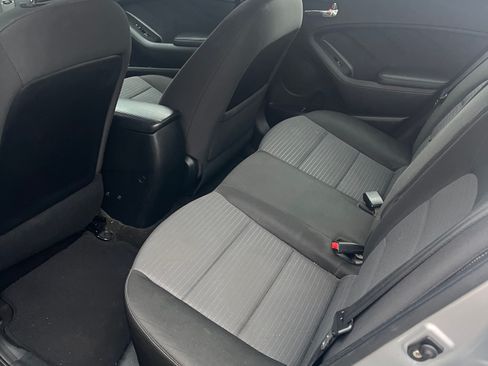 Used 2016 Kia Forte LX w/ LX Popular Plus Package FWD image 5