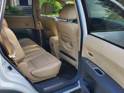 Used 2011 Subaru Tribeca Limited w/ PWR Moonroof Pkg image 13